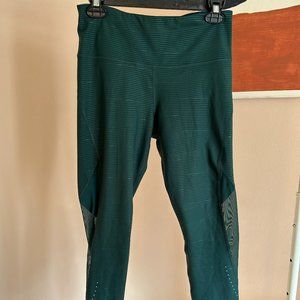 Old Navy Active Leggings Size L Green Stripe